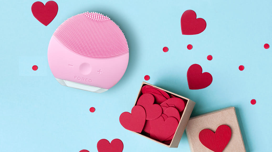 Pink FOREO LUNA mini 2 with hearts Valentine's gift guide