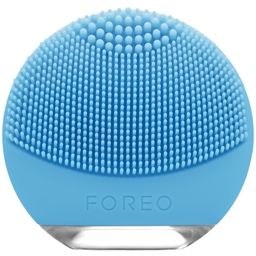 FOREO LUNA GO TRAVEL-FRIENDLY FACE CLEANSING BRUSH FOR COMBINATION SKIN